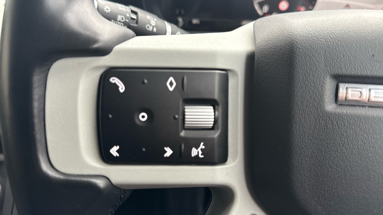 Land Rover Defender 3.0 P400 XS Edition 110 5dr Auto Petrol Estate